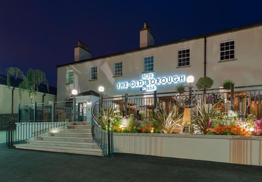 The Old Borough Hotel - Wetherspoon Swords Esterno foto